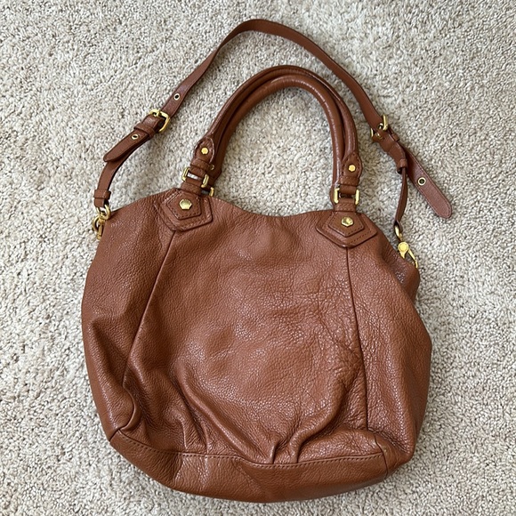 Marc by Marc Jacobs brown leather hobo bag - Picture 2 of 2